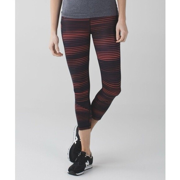 Lululemon Pace Rival Crop Full-On LuxtremeTwisted Dune Alarming Black Size 8 - Picture 1 of 7